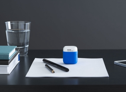 Kakkoii mini Speaker Pantone